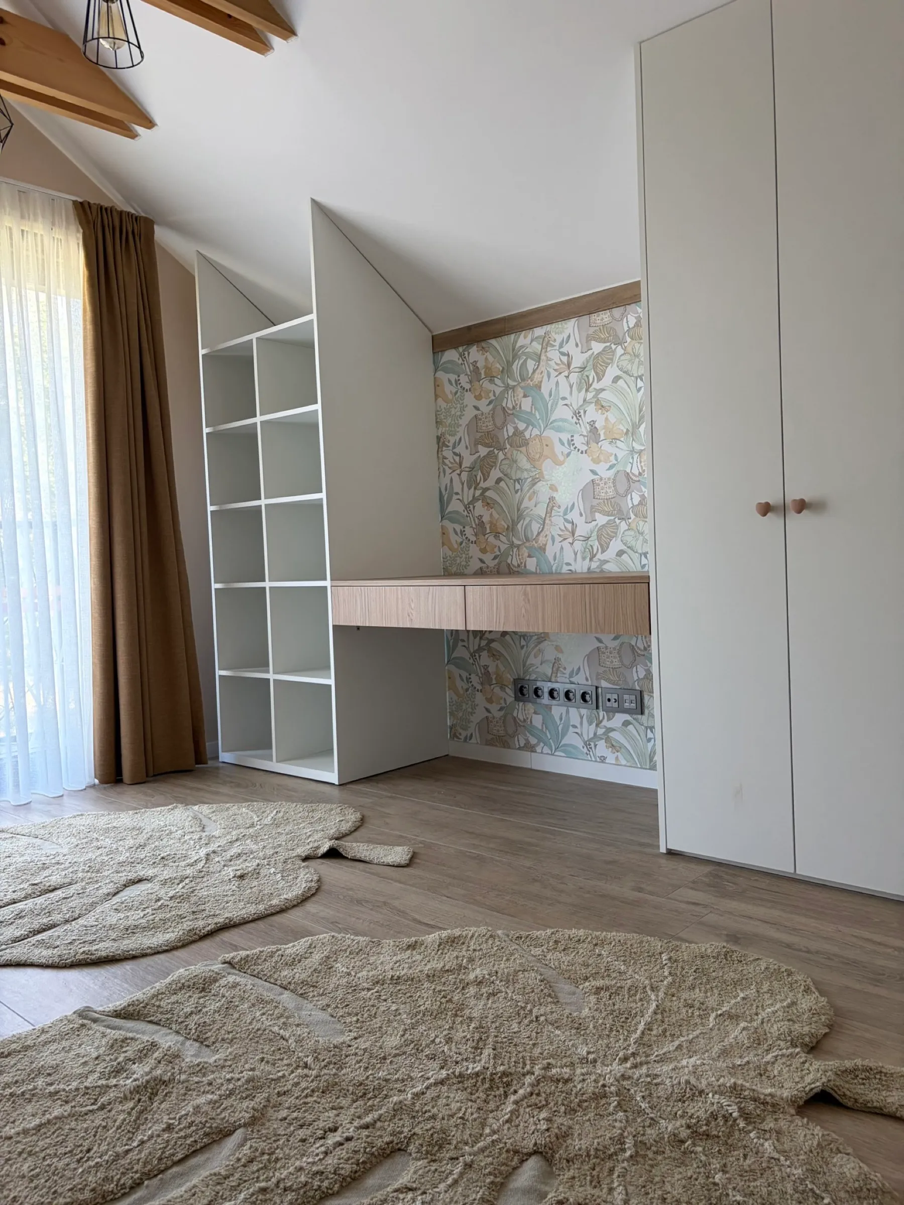 Víkend pri jazere, Vojka, realizácia interiéru, fotografia 17